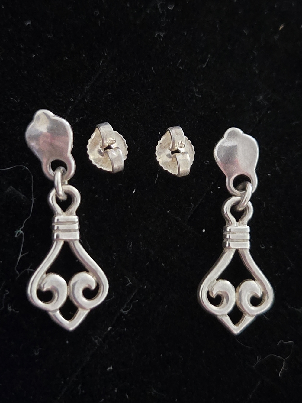 James Avery Retired Sterling Silver Dangle Scroll Earrings